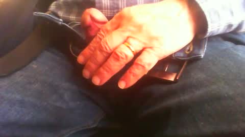 Snapshot of maturedaddi chatting on February 26, 2025, 10:58 am Maturedaddi online show from February 26, 2025, 10:58 am