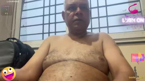 Snapshot of maturedman_44 chatting on October 23, 2025, 12:10 am DEV online show from October 23, 2025, 12:10 am