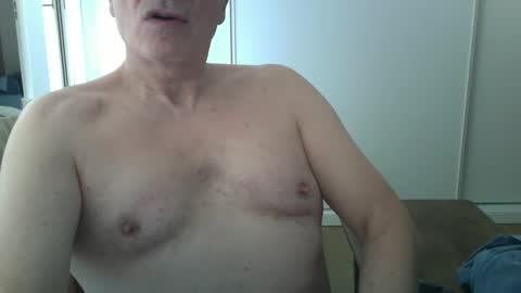 maturehotman online show from December 14, 2024, 9:40 am