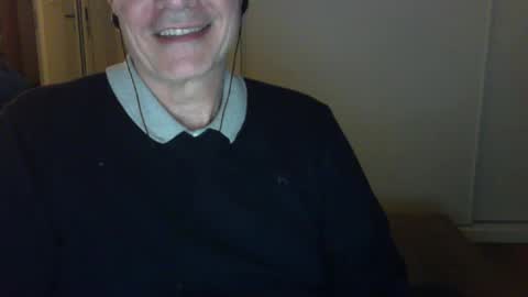 maturehotman online show from January 7, 2025, 5:20 pm