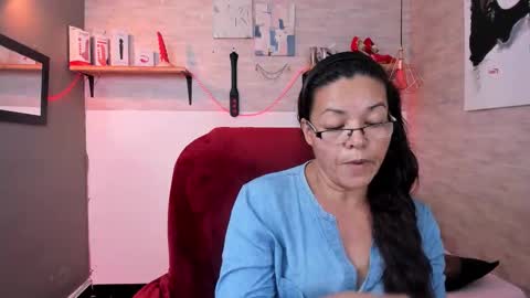 maturepure_ online show from December 2, 2025, 8:04 pm