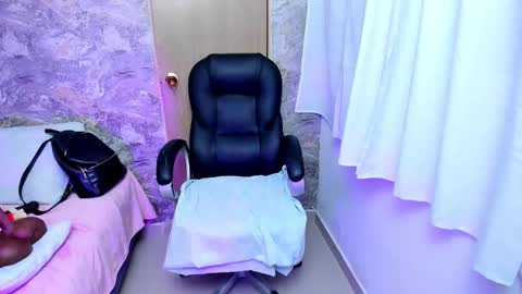 maturepure_ online show from March 28, 2026, 9:25 pm