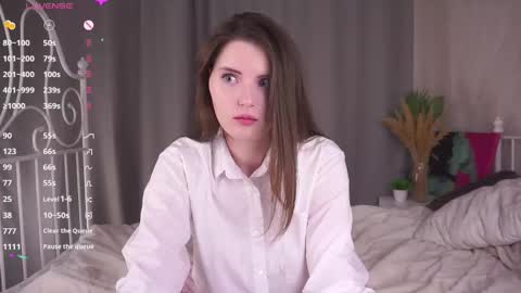 Lily online show from March 9, 2025, 9:25 pm