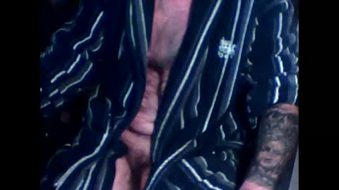 mauni1964 online show from January 18, 2026, 2:26 am