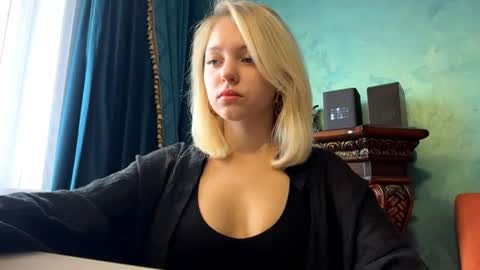 Eva  1st day online show from June 19, 2026, 7:34 am
