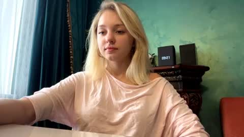 Eva  1st day online show from June 22, 2026, 6:21 am