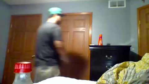 mauricescott online show from April 16, 2026, 12:44 am