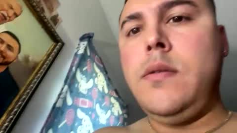 Snapshot of mauricio76pl chatting on March 26, 2026, 5:40 pm Bigdick469 online show from March 26, 2026, 5:40 pm