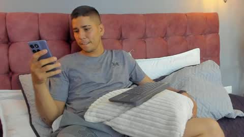 Snapshot of mauro_boy chatting on May 22, 2026, 2:30 am mauro_boy online show from May 22, 2026, 2:30 am