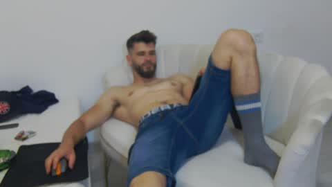 Snapshot of mauro_real_man chatting on June 6, 2026, 6:01 pm mauro_real_man online show from June 6, 2026, 6:01 pm