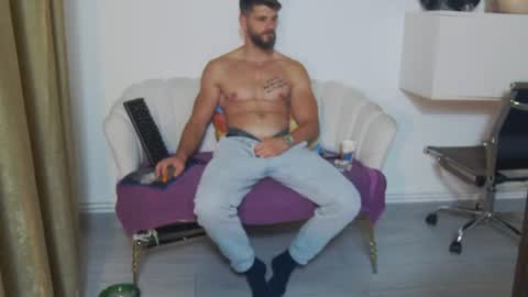 mauro_real_man online show from July 21, 2026, 4:04 am