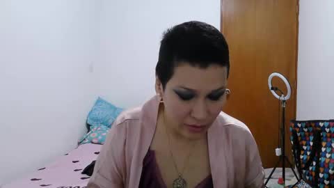 Snapshot of mauroluxandra chatting on January 17, 2026, 1:10 am mauroluxandra online show from January 17, 2026, 1:10 am