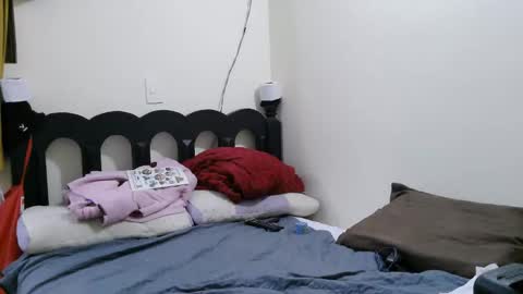 Snapshot of mauroluxandra chatting on April 30, 2026, 11:31 pm mauroluxandra online show from April 30, 2026, 11:31 pm