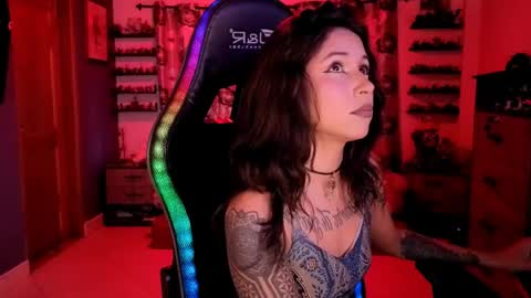 Hilary online show from April 8, 2026, 11:16 pm