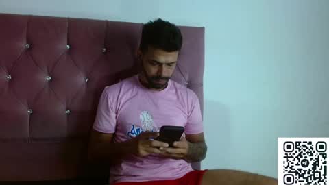Snapshot of max_ashley_mds chatting on May 10, 2026, 1:49 pm Max Ashley online show from May 10, 2026, 1:49 pm