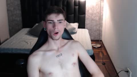 max_denver05 online show from September 15, 2025, 5:46 pm