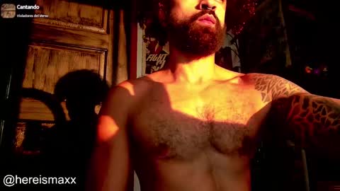 Max Follow me IGX hereismaxx online show from December 31, 2024, 11:31 am