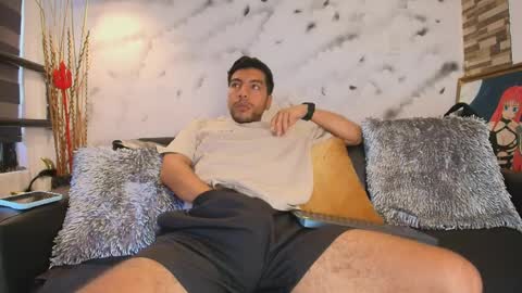 Max Hornye online show from April 10, 2026, 6:45 pm