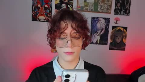 Snapshot of max_lover1 chatting on September 29, 2025, 12:27 am Max lover1 online show from September 29, 2025, 12:27 am