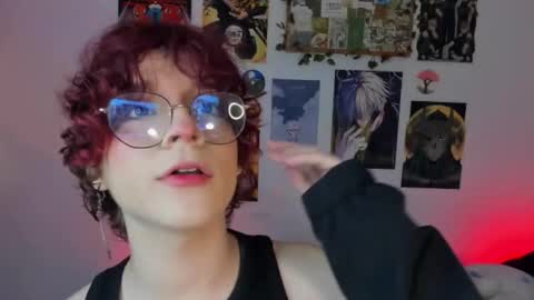 Snapshot of max_lover1 chatting on November 27, 2025, 2:02 am Max lover1 online show from November 27, 2025, 2:02 am