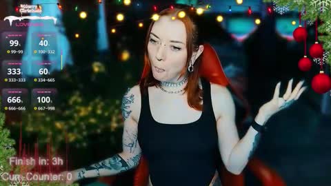 Snapshot of max_phoenix chatting on December 19, 2025, 11:17 am Max online show from December 19, 2025, 11:17 am