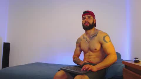 max_xl_ online show from February 3, 2026, 4:45 pm