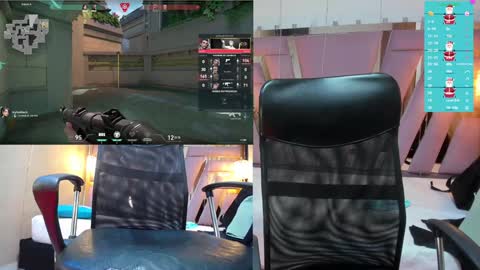 Maximiliano online show from December 16, 2024, 2:04 am