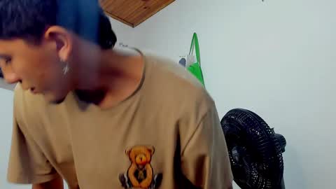 Snapshot of maxbigcock2025 chatting on December 19, 2024, 8:13 am Max online show from December 19, 2024, 8:13 am