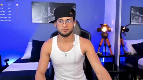 Snapshot of maxconor1 chatting on May 11, 2026, 2:45 pm Max Conor online show from May 11, 2026, 2:45 pm