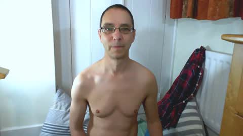 Snapshot of maxdavies chatting on June 25, 2026, 9:58 am Max Davies online show from June 25, 2026, 9:58 am