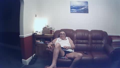 MAX online show from February 9, 2025, 12:39 am