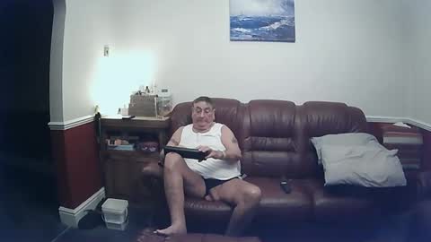 MAX online show from February 11, 2025, 11:54 pm