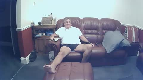 MAX online show from September 17, 2025, 10:22 pm