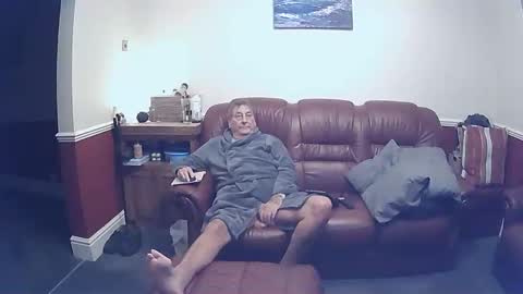 MAX online show from September 20, 2025, 11:06 pm