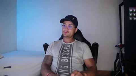 MAXI      online show from March 7, 2025, 2:15 am