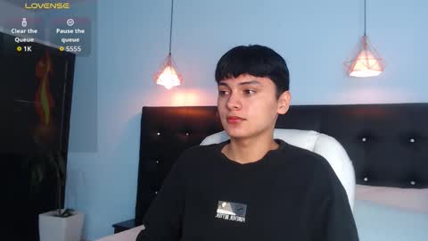 Snapshot of maxii18_ chatting on October 14, 2025, 12:06 pm -- -- online show from October 14, 2025, 12:06 pm