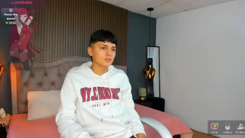 Snapshot of maxii18_ chatting on October 27, 2025, 1:48 pm -- -- online show from October 27, 2025, 1:48 pm