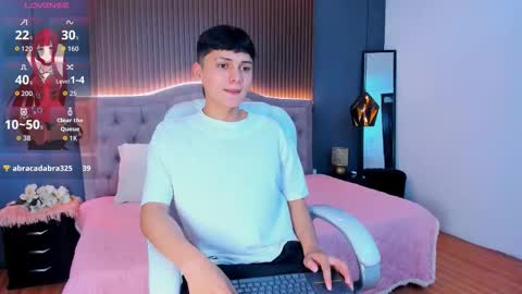 Snapshot of maxii18_ chatting on November 1, 2025, 7:05 pm -- -- online show from November 1, 2025, 7:05 pm