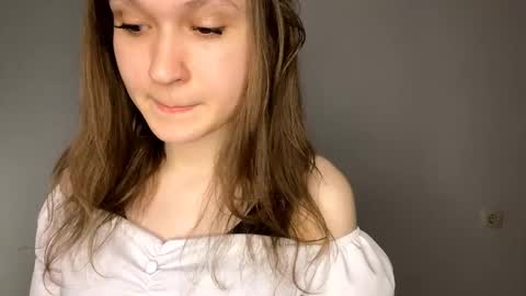 Snapshot of maximaboamah chatting on May 8, 2026, 3:34 am July online show from May 8, 2026, 3:34 am