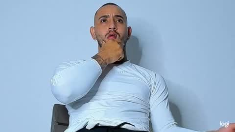 Snapshot of maximo004 chatting on February 15, 2026, 11:41 am Maximo online show from February 15, 2026, 11:41 am