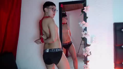 Snapshot of maximo_lux chatting on July 11, 2026, 11:57 am Maximo online show from July 11, 2026, 11:57 am