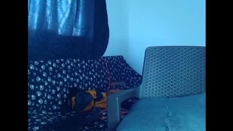 Maximo Aron Vega online show from December 15, 2024, 7:10 pm