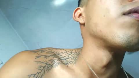 Maximo Aron Vega online show from December 3, 2025, 9:13 pm