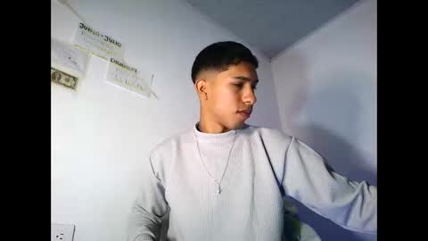 Snapshot of maximo_vega_new chatting on March 8, 2026, 6:01 pm Maximo Aron Vega online show from March 8, 2026, 6:01 pm