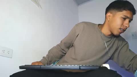 Snapshot of maximo_vega_new chatting on March 11, 2026, 7:53 pm Maximo Aron Vega online show from March 11, 2026, 7:53 pm