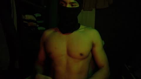 Snapshot of maximus20176 chatting on January 3, 2025, 3:38 am grey online show from January 3, 2025, 3:38 am