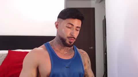 Independent Model online show from June 12, 2026, 4:22 am