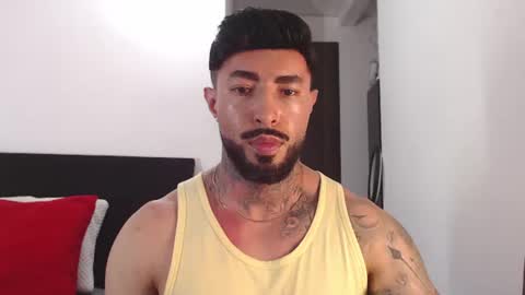 Independent Model online show from June 18, 2026, 4:57 am