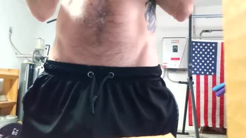 Snapshot of maximusdemitrious chatting on December 3, 2025, 9:35 pm maximusdemitrious online show from December 3, 2025, 9:35 pm