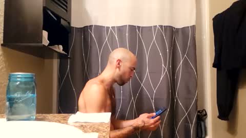 Snapshot of maximusdemitrious chatting on December 14, 2025, 12:49 am maximusdemitrious online show from December 14, 2025, 12:49 am